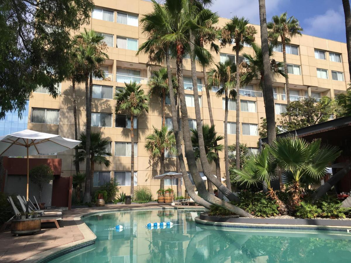 Hotel Palacio Azteca Тихуана Екстериор снимка
