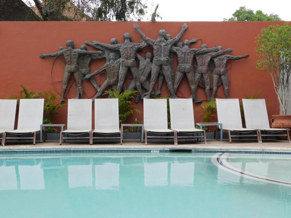 Hotel Palacio Azteca Тихуана Екстериор снимка