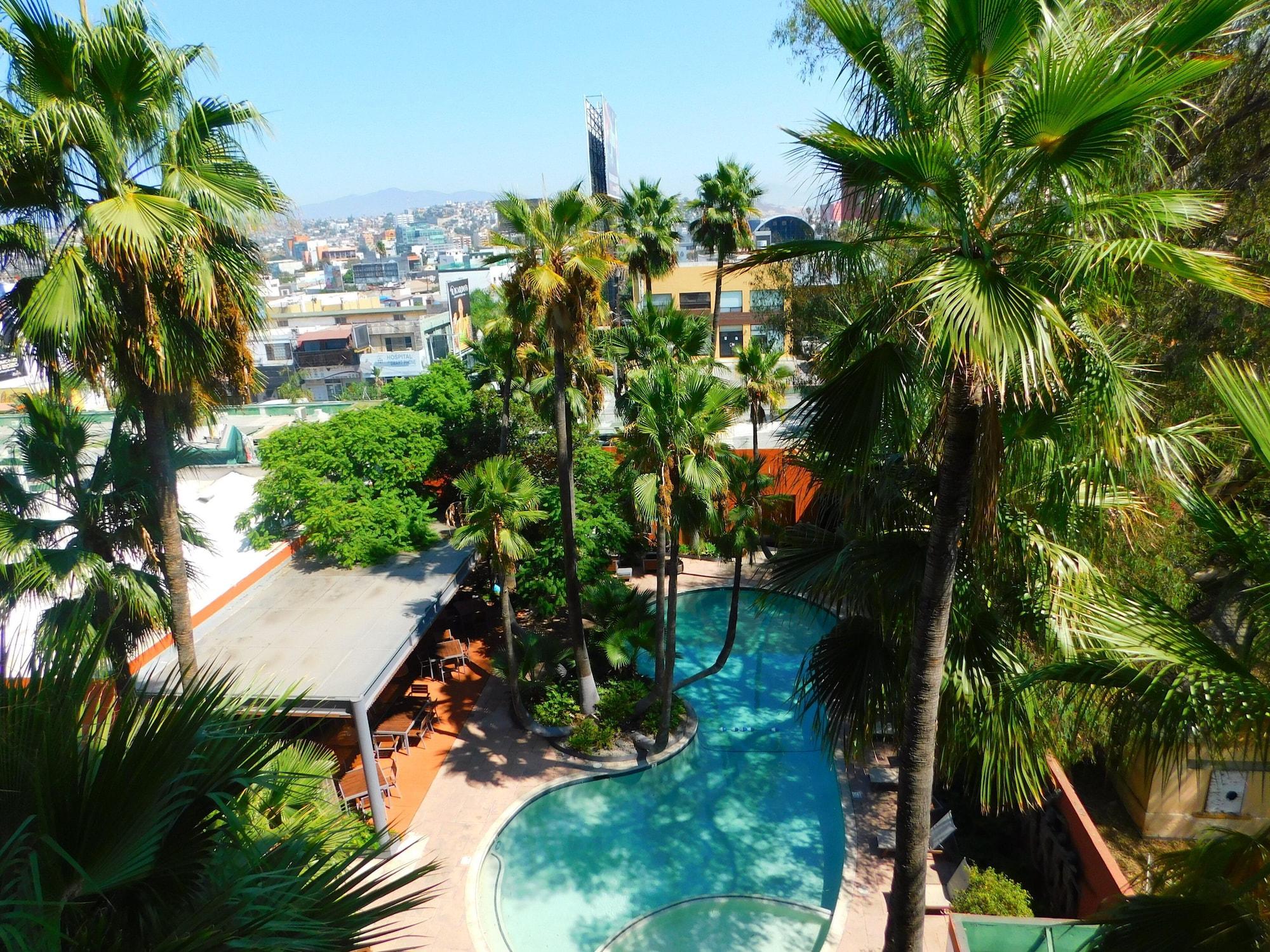 Hotel Palacio Azteca Тихуана Екстериор снимка