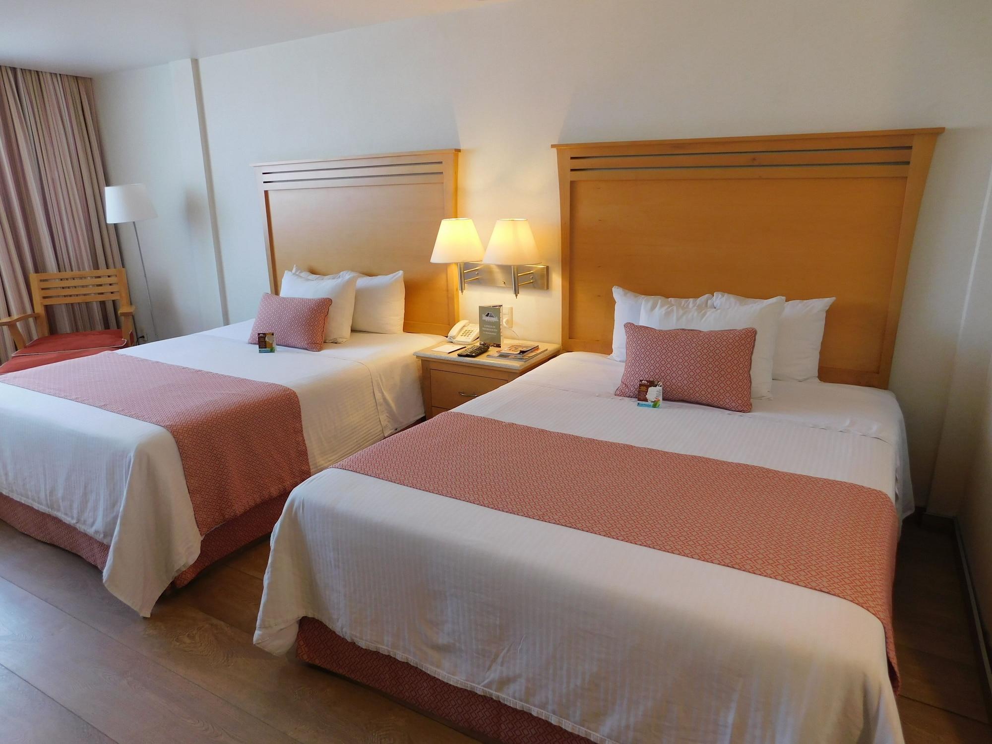 Hotel Palacio Azteca Тихуана Екстериор снимка