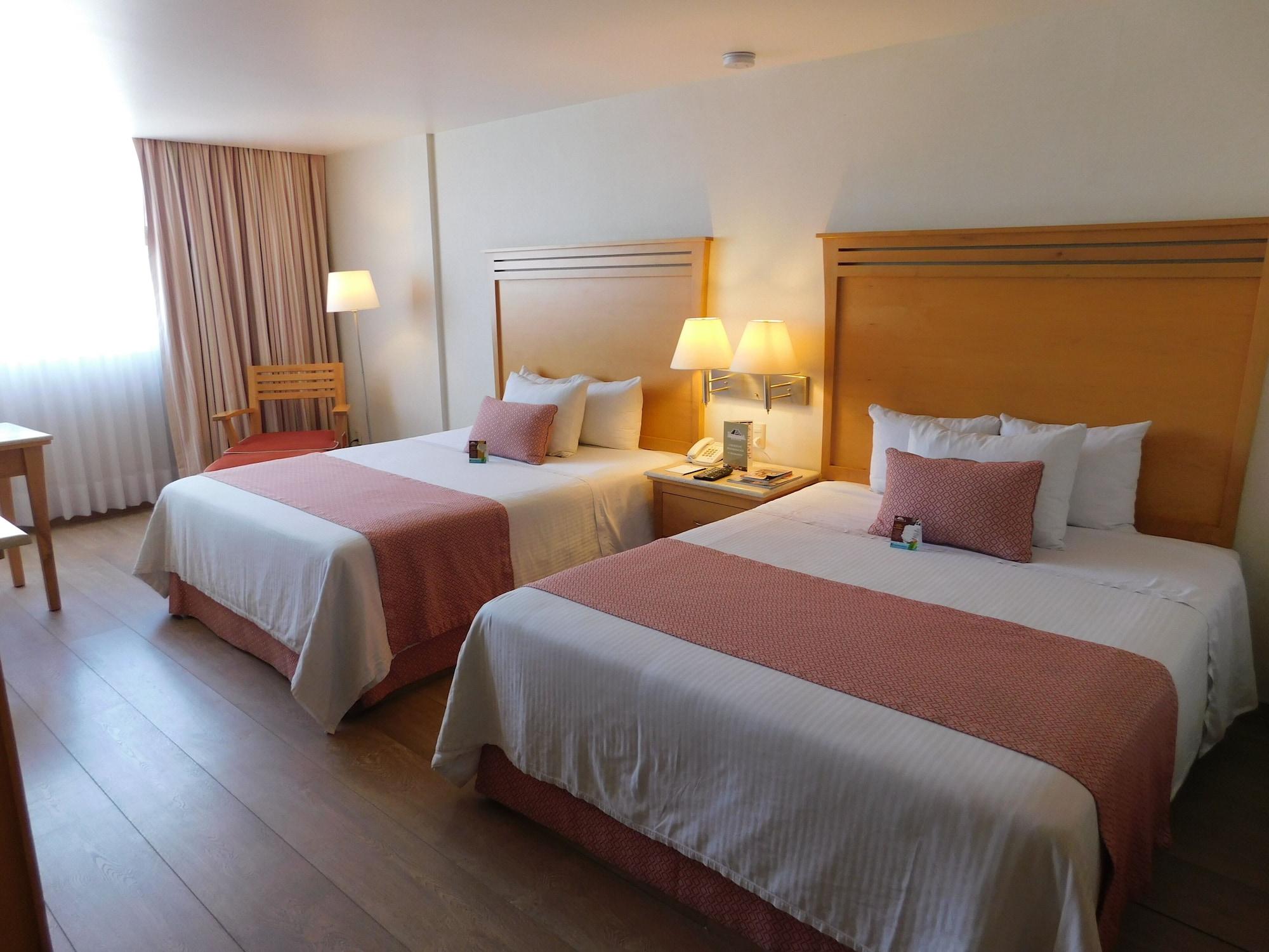 Hotel Palacio Azteca Тихуана Екстериор снимка