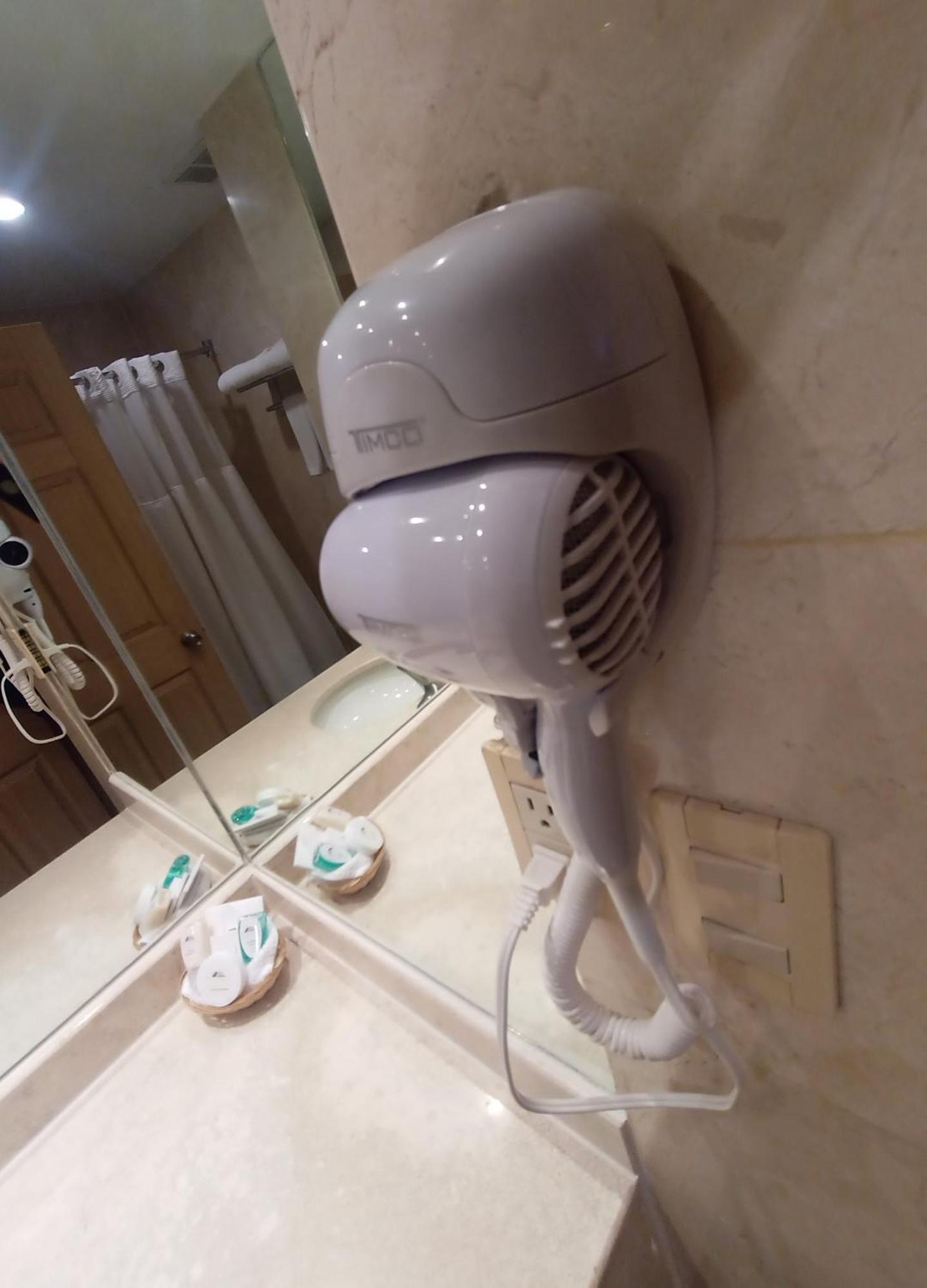 Hotel Palacio Azteca Тихуана Екстериор снимка