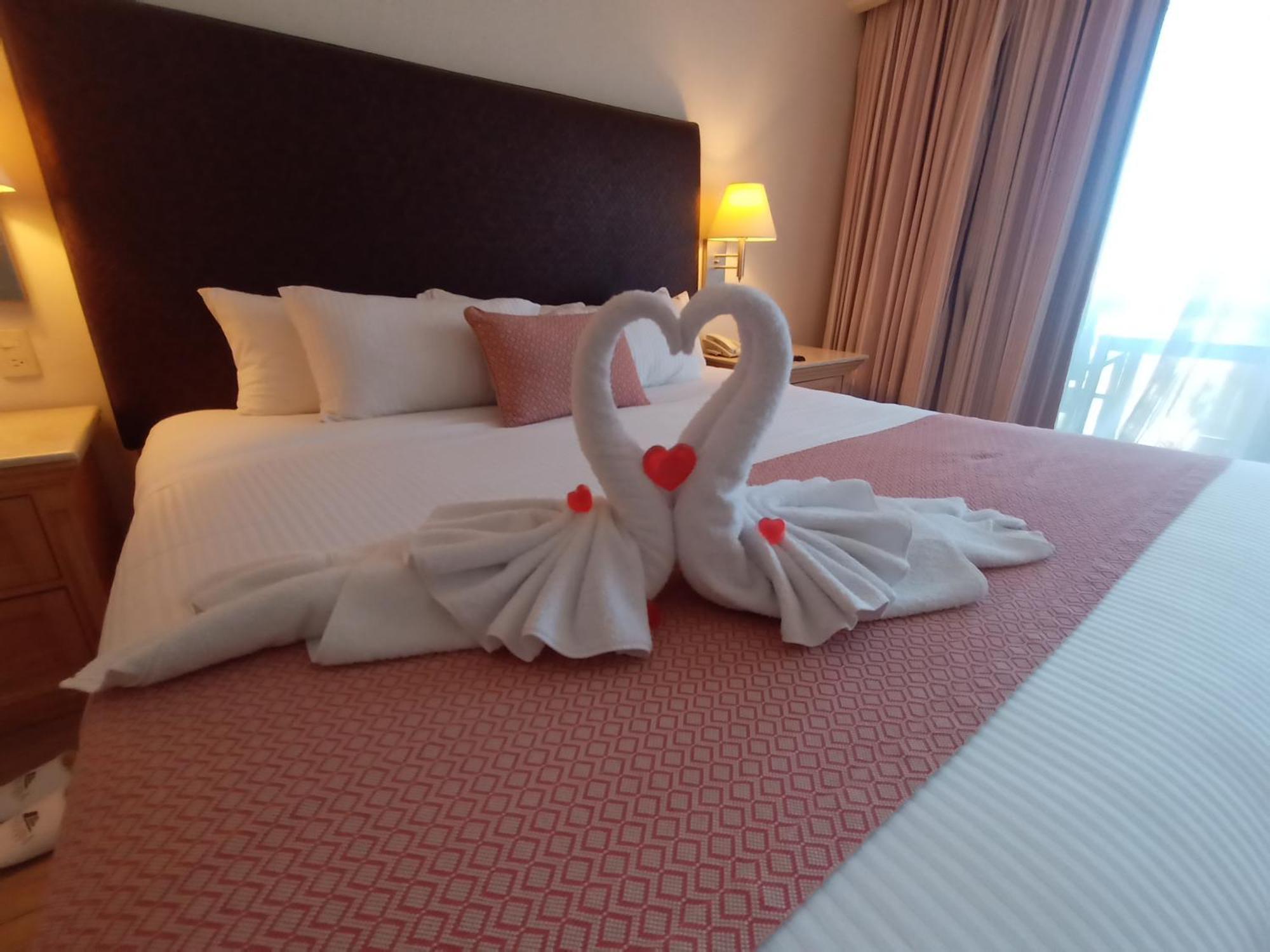 Hotel Palacio Azteca Тихуана Екстериор снимка